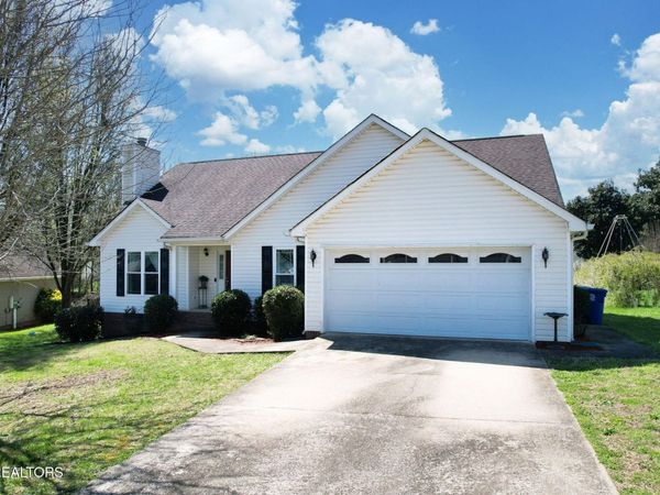 916 Canebreak Drive, Chattanooga, TN 37415
