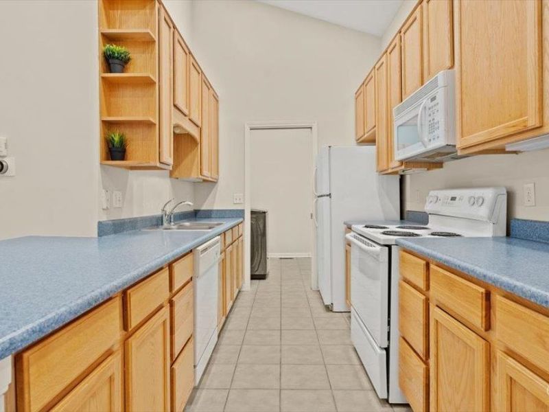 744 Breckenridge Court, Unit 204, Union Twp, OH 45244 Photo 11