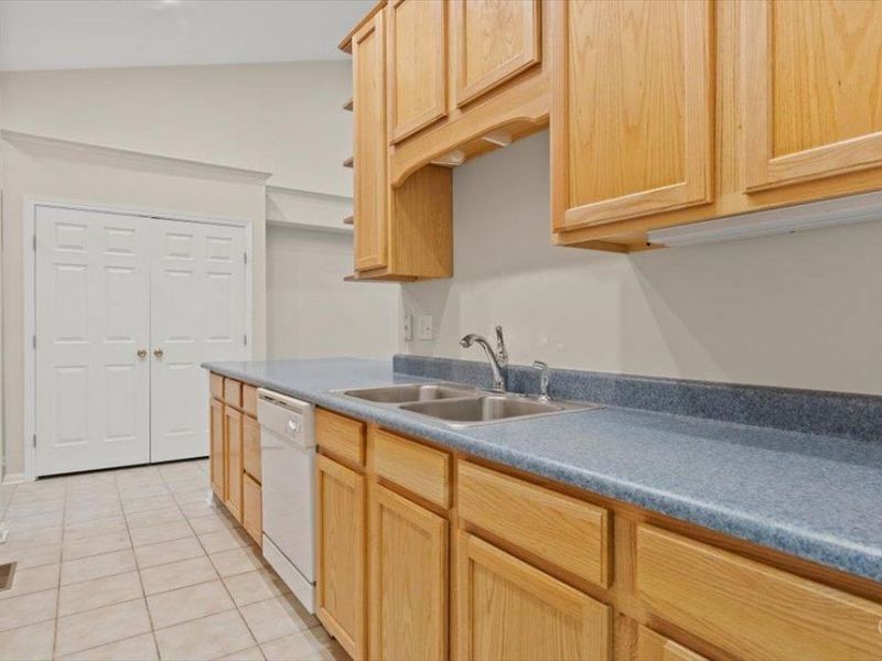 744 Breckenridge Court, Unit 204, Union Twp, OH 45244 Photo 15