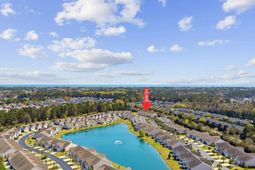 136 Parmelee Dr. photo 4