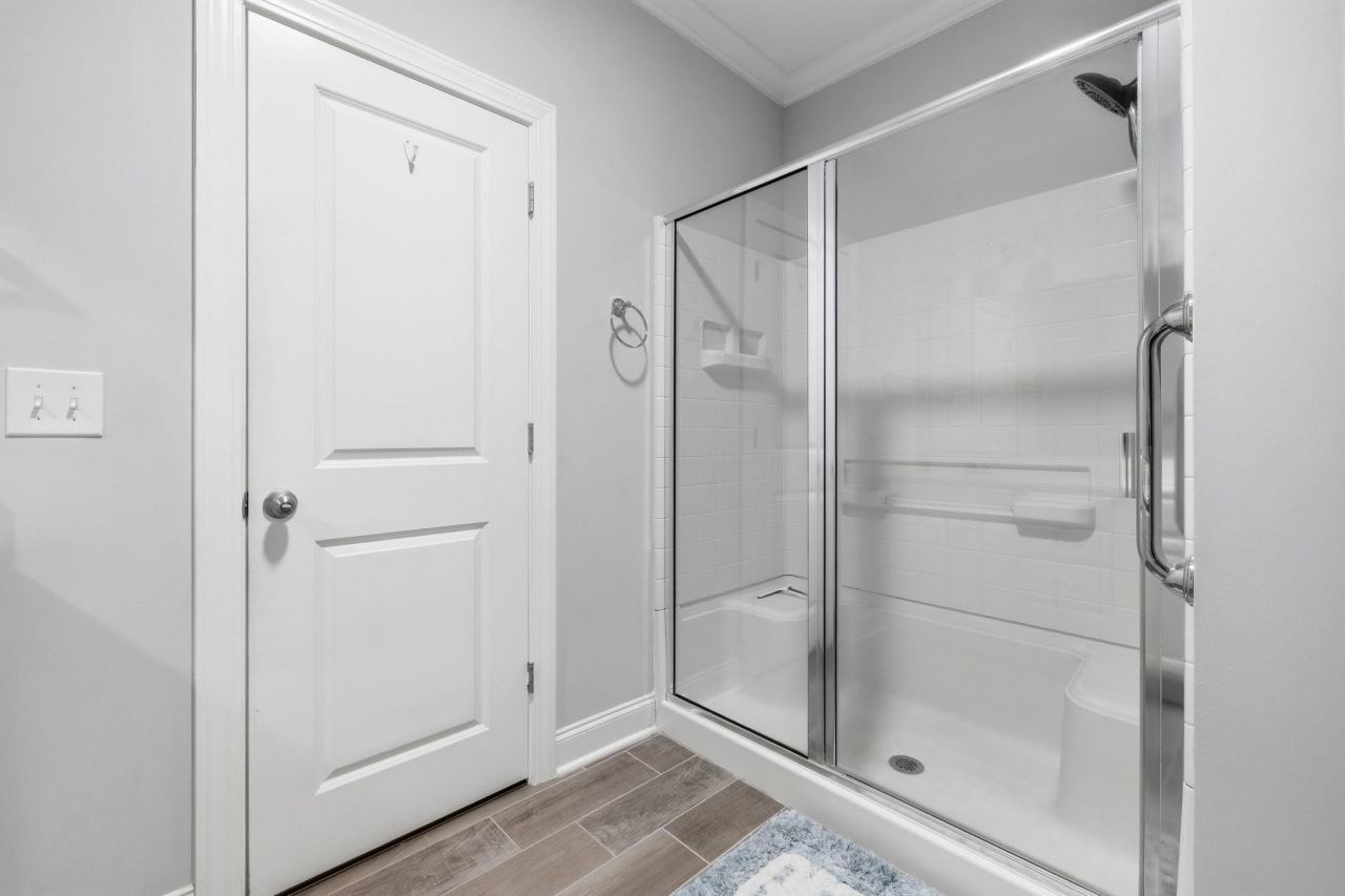 136 Parmelee Dr. Photo 29