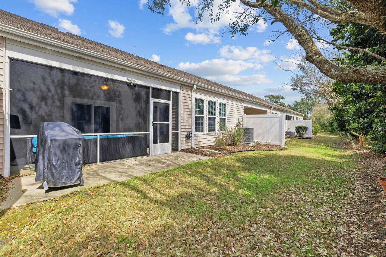 136 Parmelee Dr. Photo 39