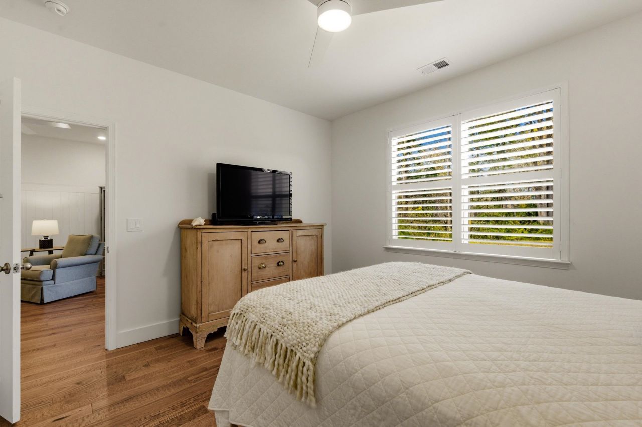 112 Vineyard Place Photo 14