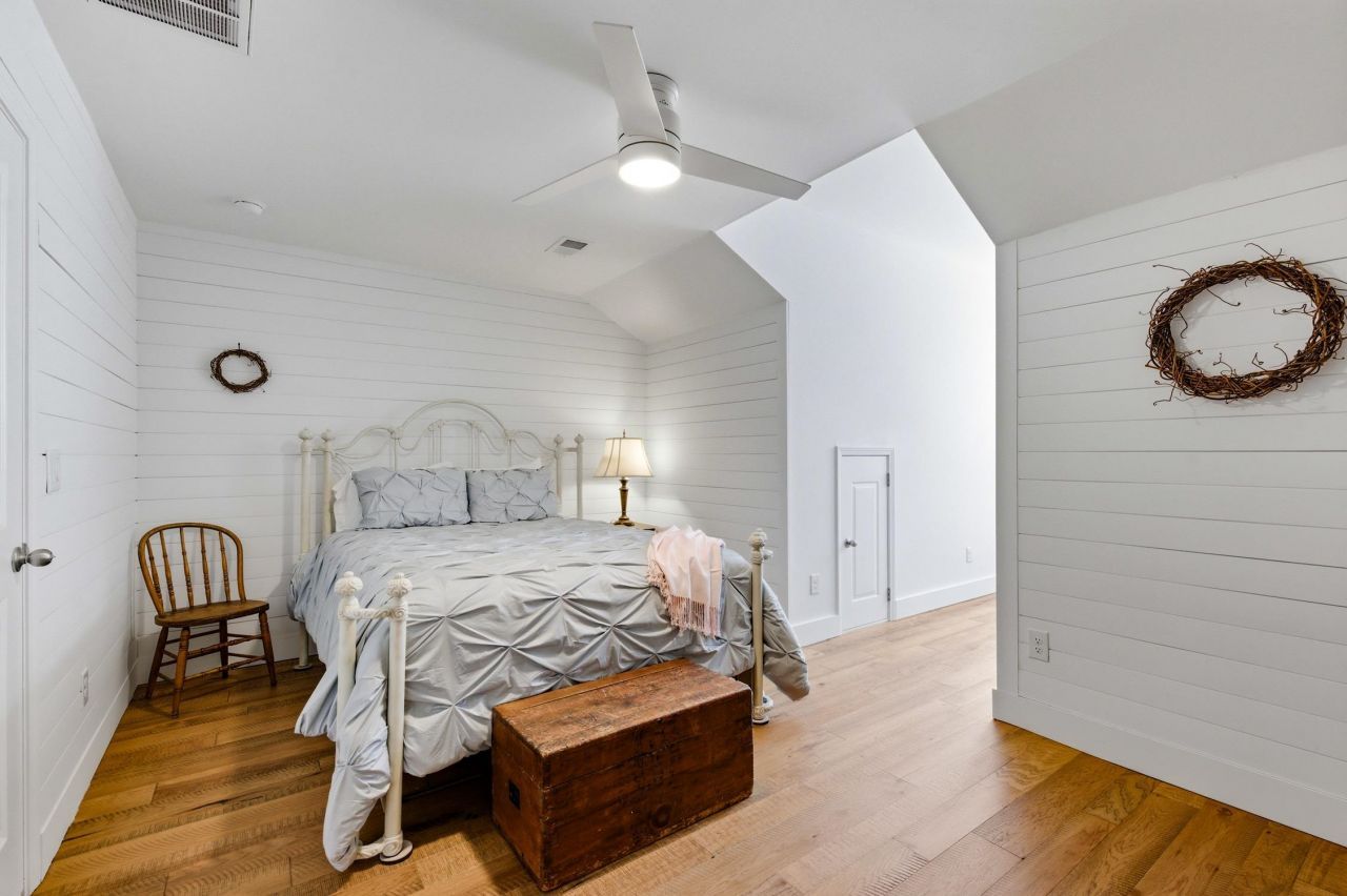 112 Vineyard Place Photo 24