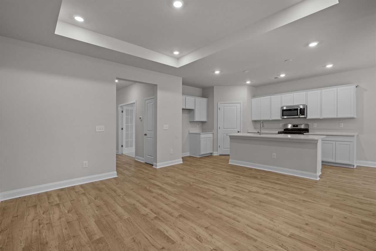 2915 Spain Ln. Photo 10