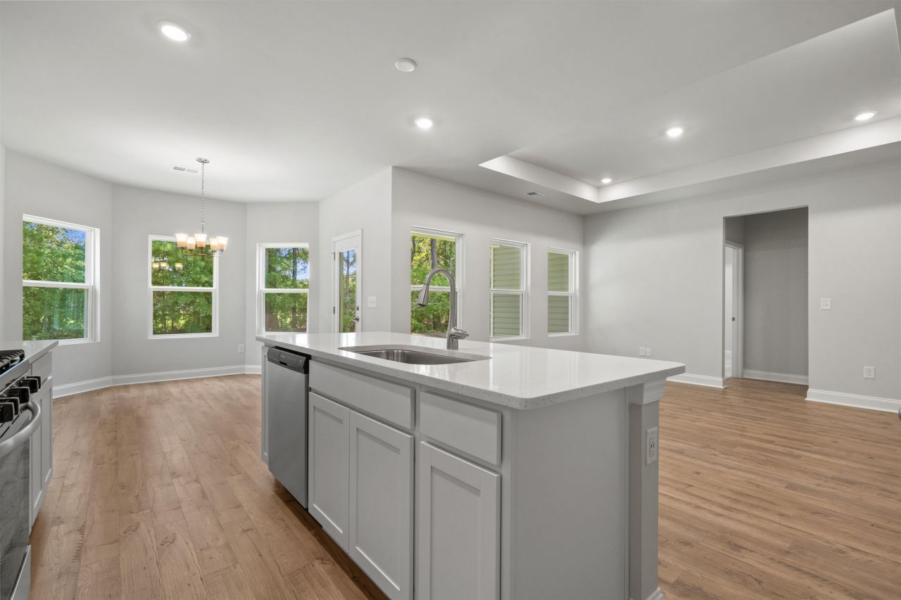 2915 Spain Ln. Photo 4