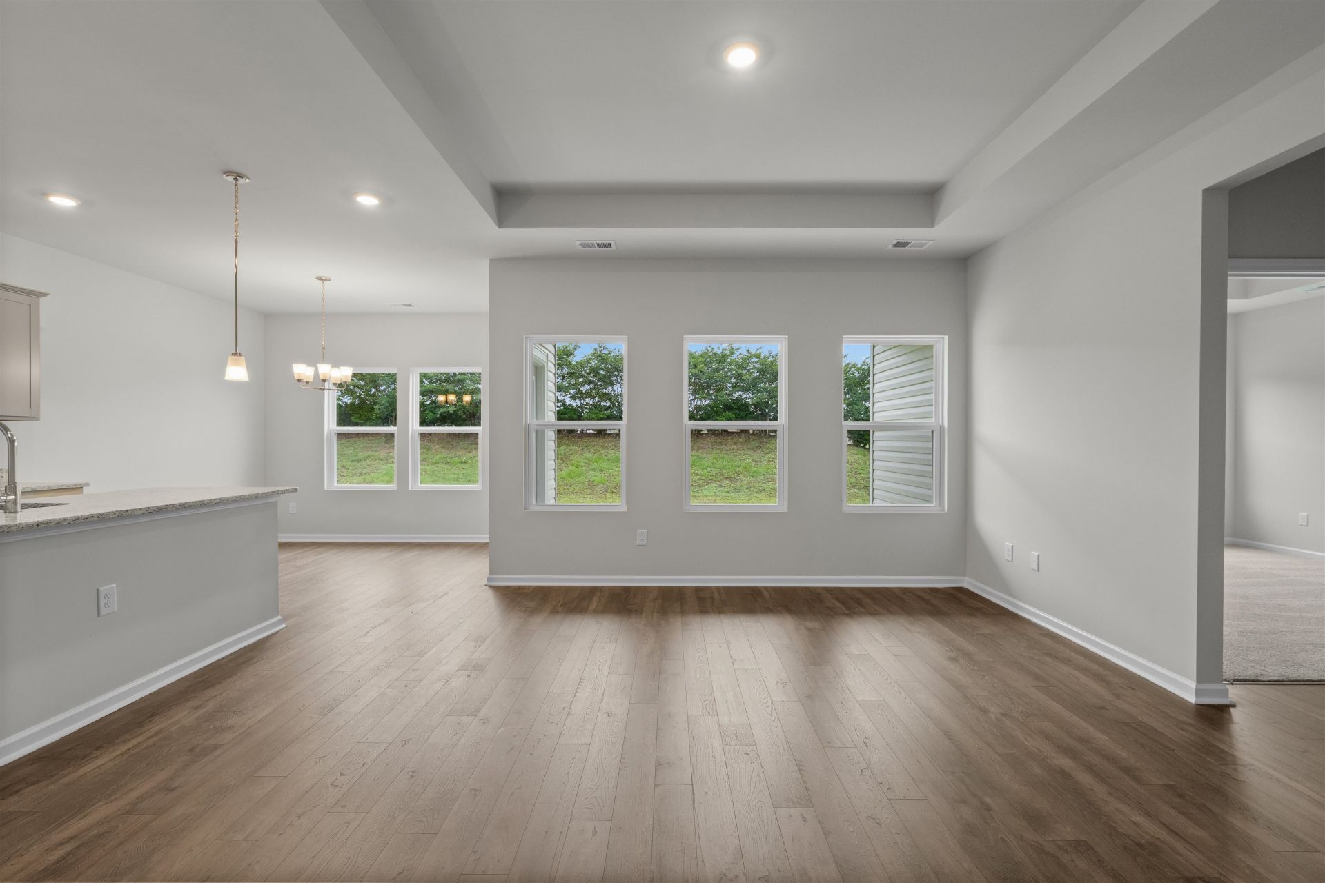 2915 Spain Ln. Photo 7