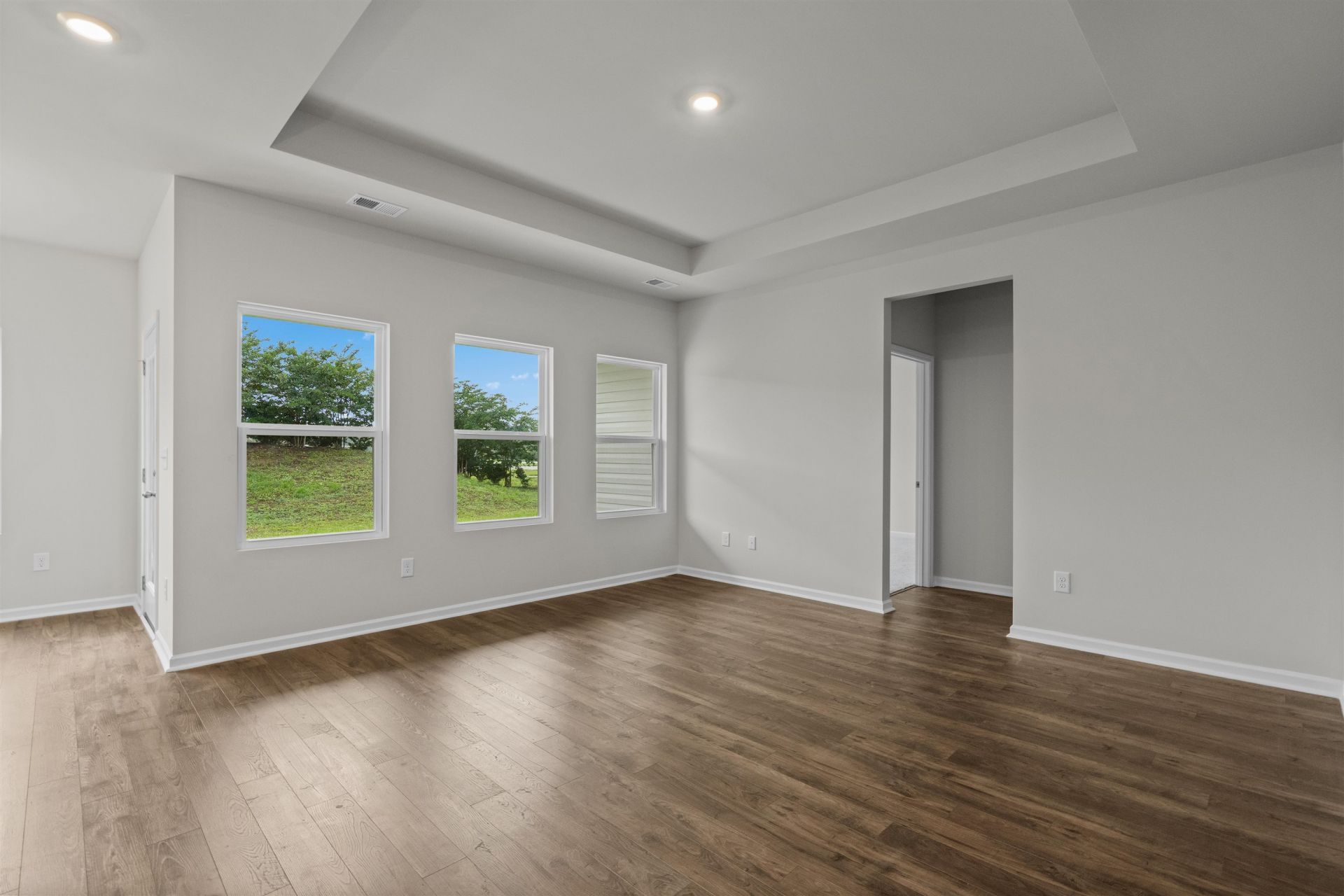 2915 Spain Ln. Photo 8