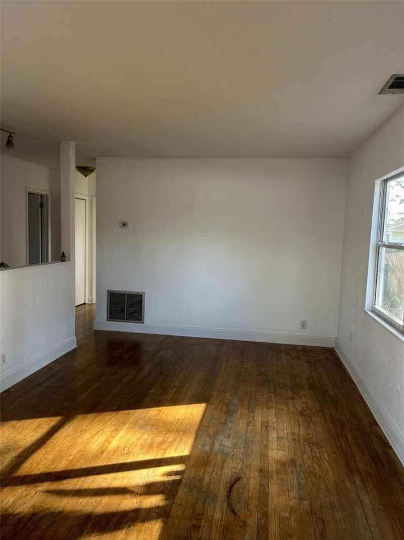 5038 37th Avenue N, Saint Petersburg, FL 33710 Photo