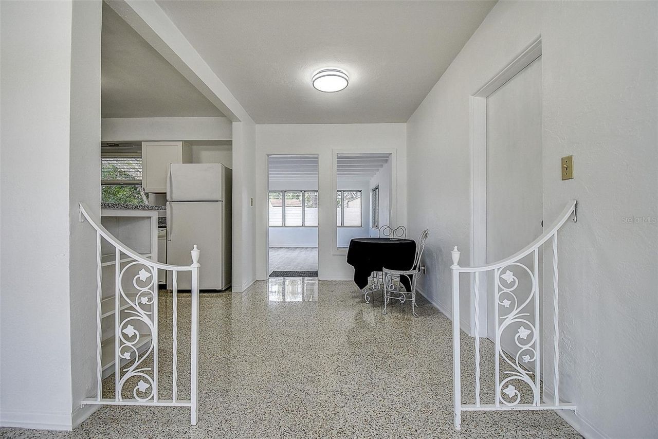 5236 32nd Terrace N, Saint Petersburg, FL 33710 Photo