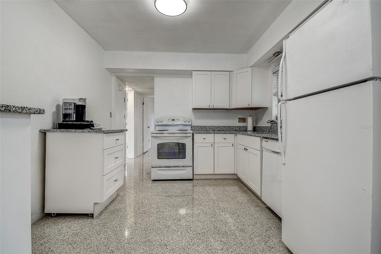 5236 32nd Terrace N, Saint Petersburg, FL 33710 Photo