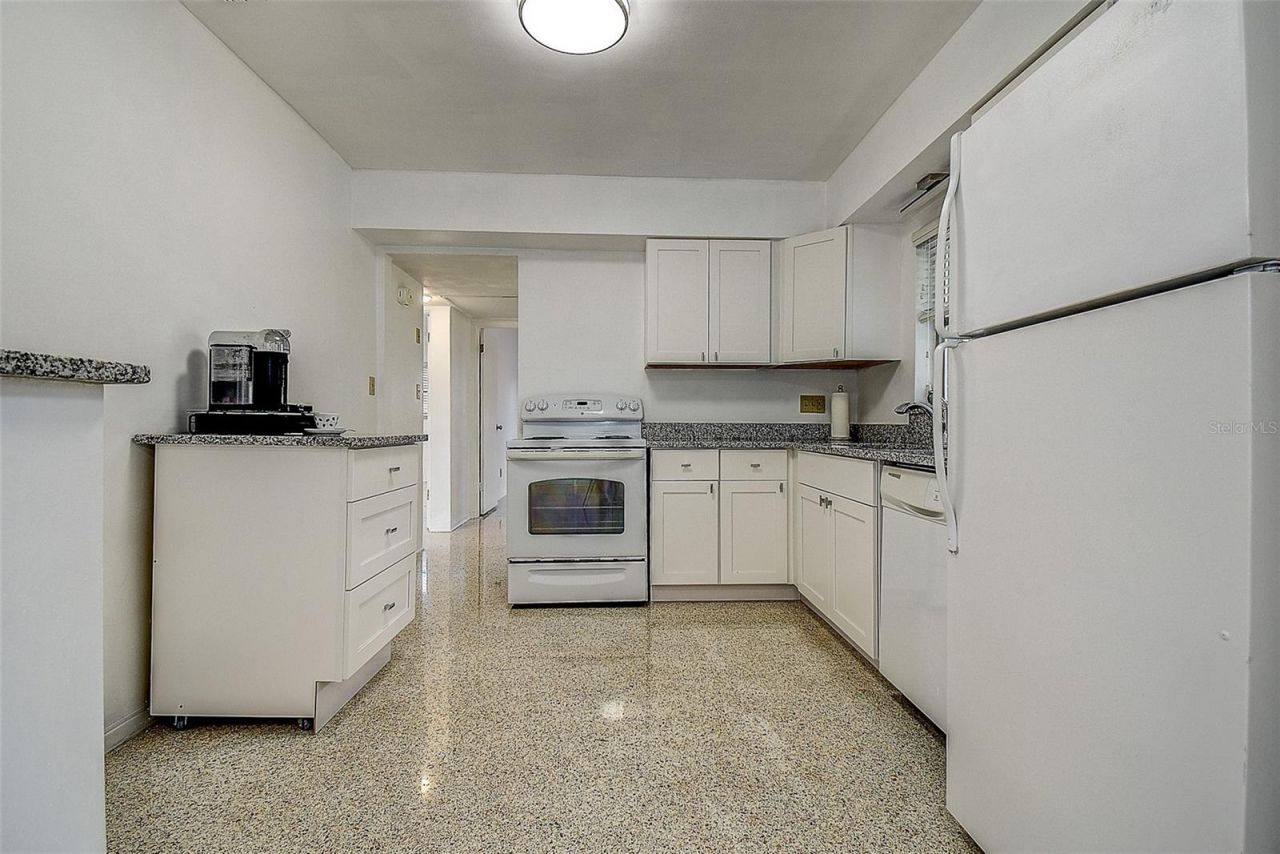 5236 32nd Terrace N, Saint Petersburg, FL 33710 Photo