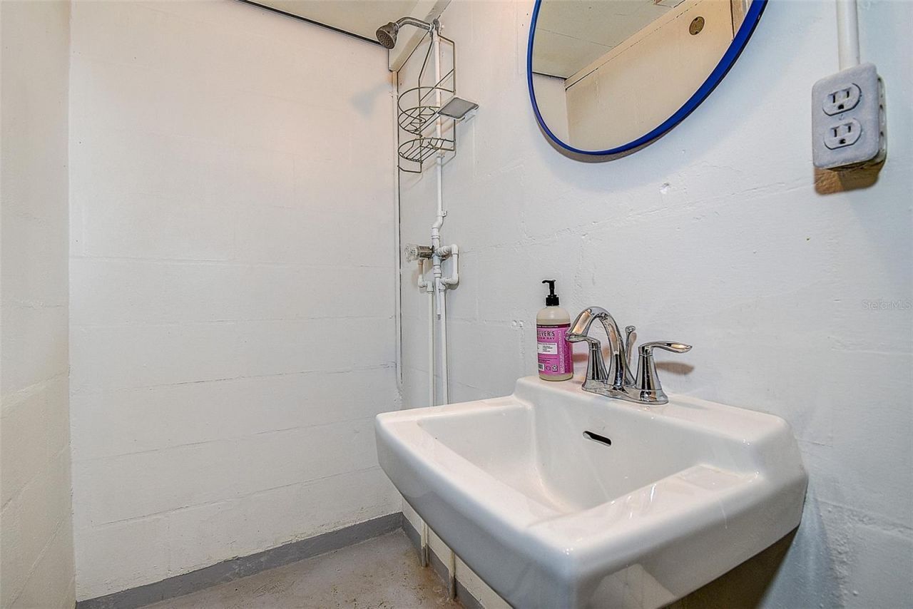 5236 32nd Terrace N, Saint Petersburg, FL 33710 Photo