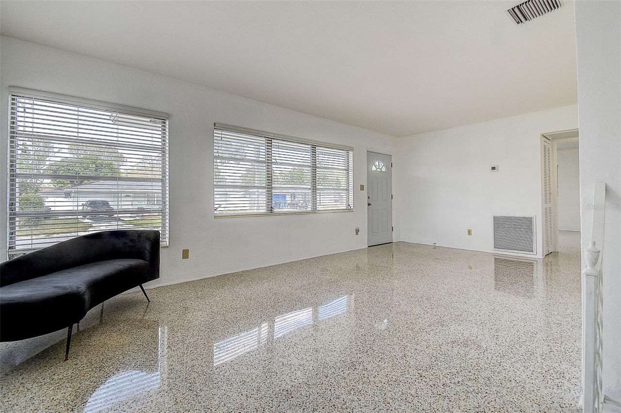 5236 32nd Terrace N, Saint Petersburg, FL 33710 Photo