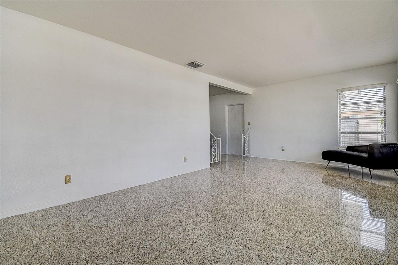 5236 32nd Terrace N, Saint Petersburg, FL 33710 Photo