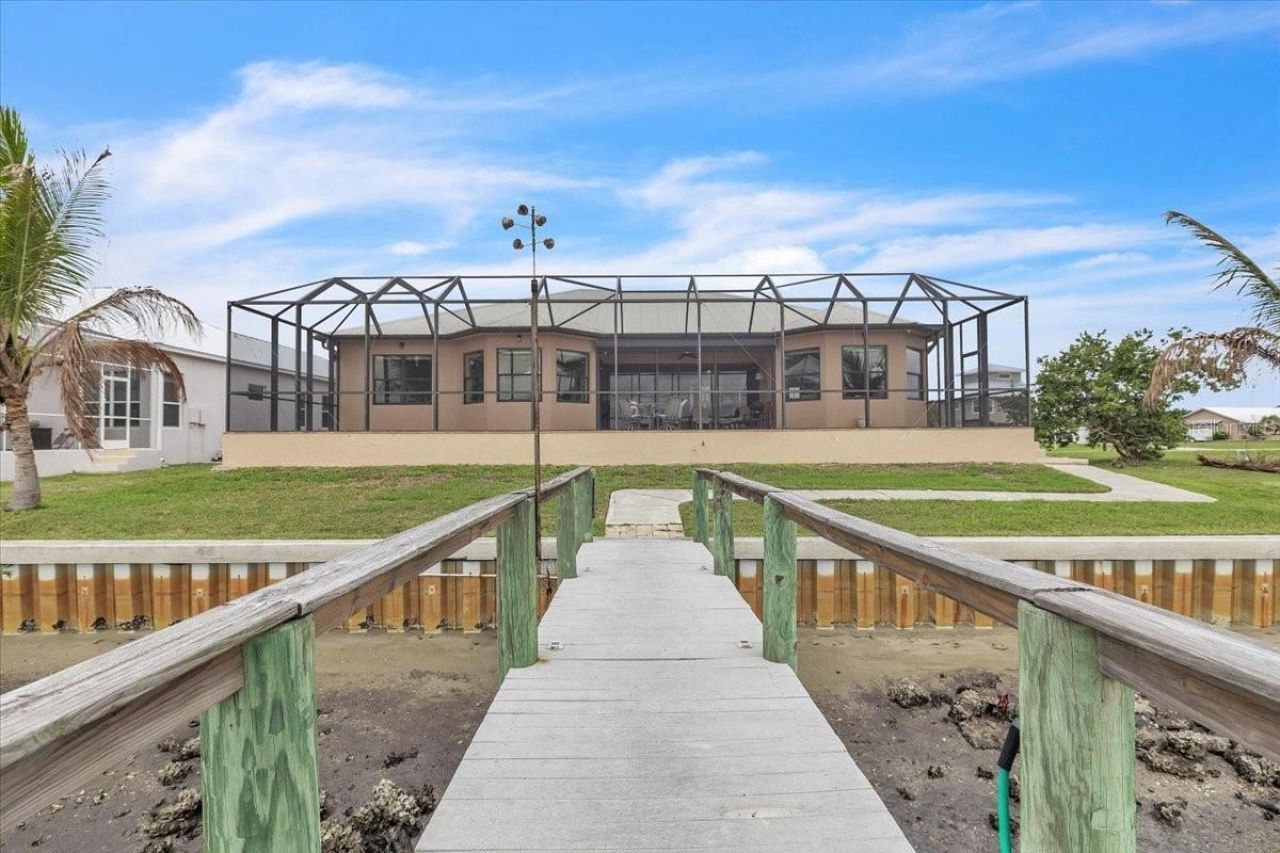 3766 Peace River Drive, Punta Gorda, FL 33983 Photo