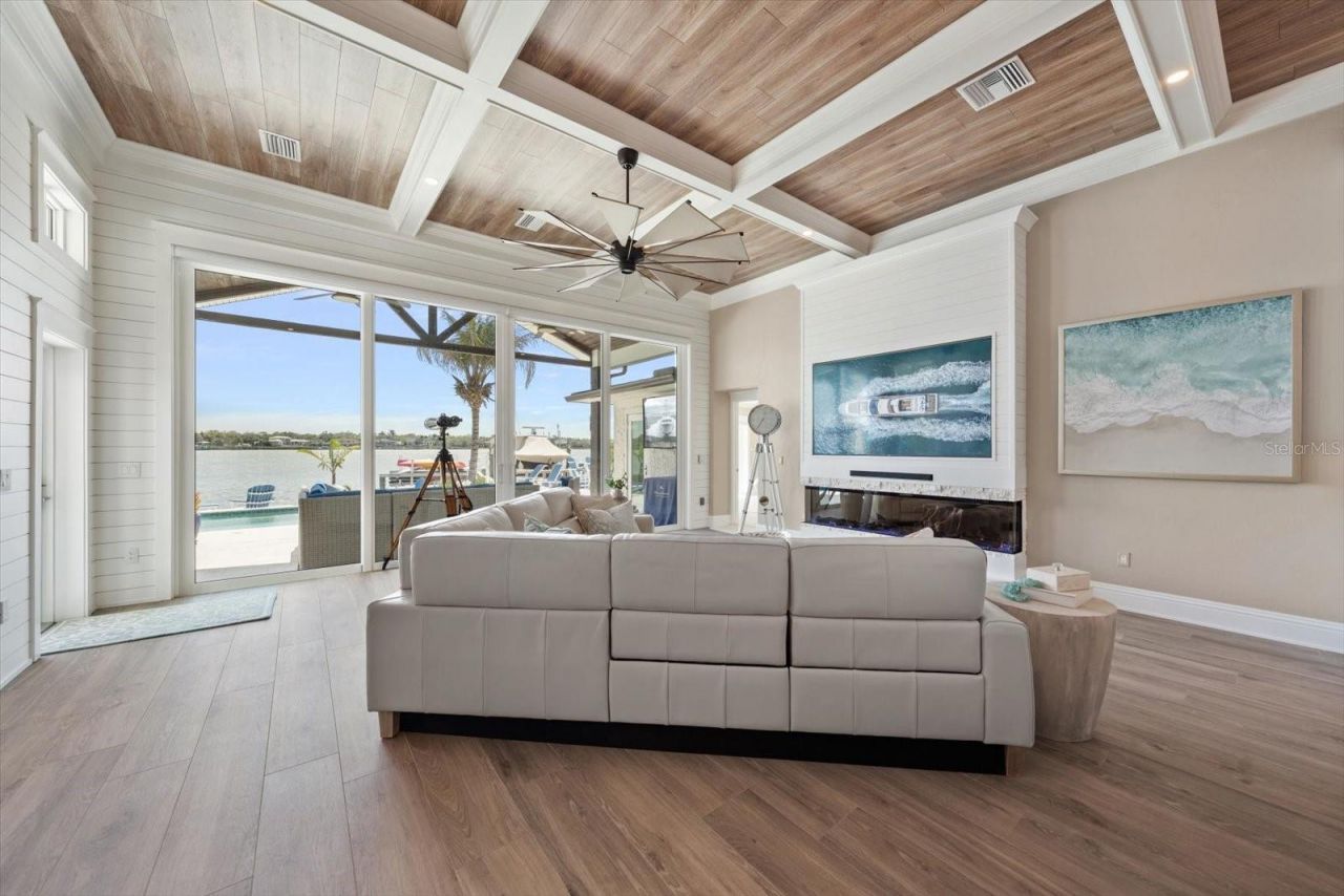 540 20th Avenue, Indian Rocks Beach, FL 33785 Photo