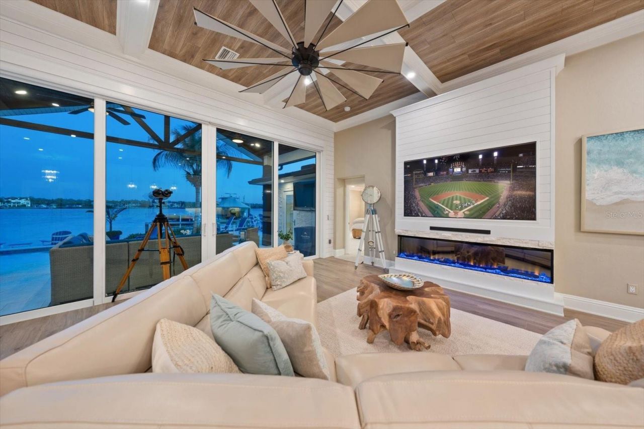 540 20th Avenue, Indian Rocks Beach, FL 33785 Photo