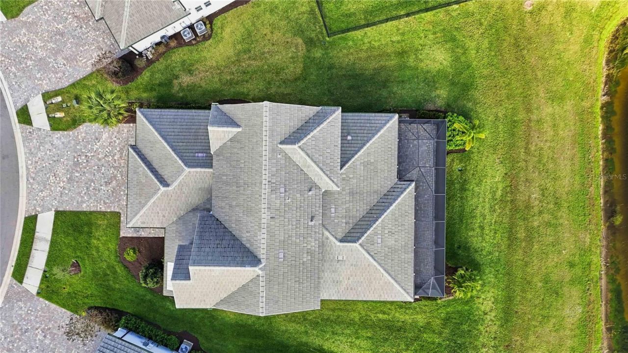 17109 Sweetwater Village Drive, Lakewood Ranch, FL 34211 Photo