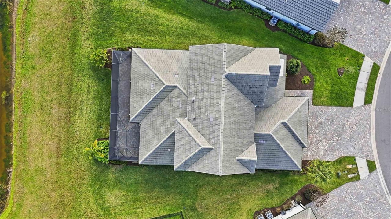 17109 Sweetwater Village Drive, Lakewood Ranch, FL 34211 Photo