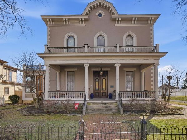 321 E East Street , Washington Court House, OH 43160