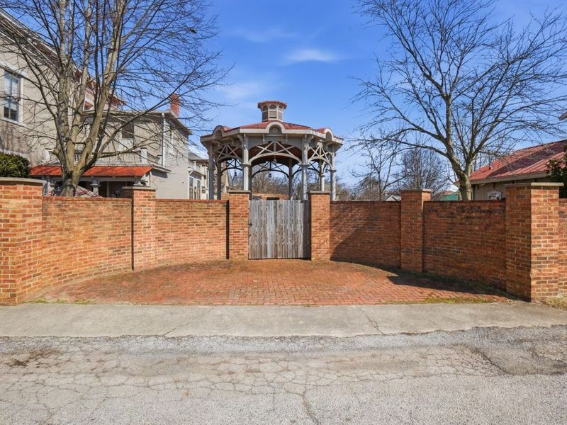 321 E East Street , Washington Court House, OH 43160 Photo 56