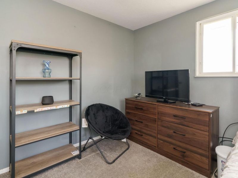 3755 Lynward Road , Columbus, OH 43228 Photo 18