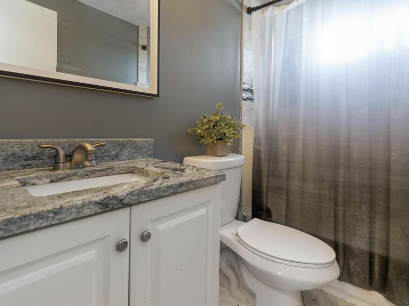 3755 Lynward Road , Columbus, OH 43228 Photo 19