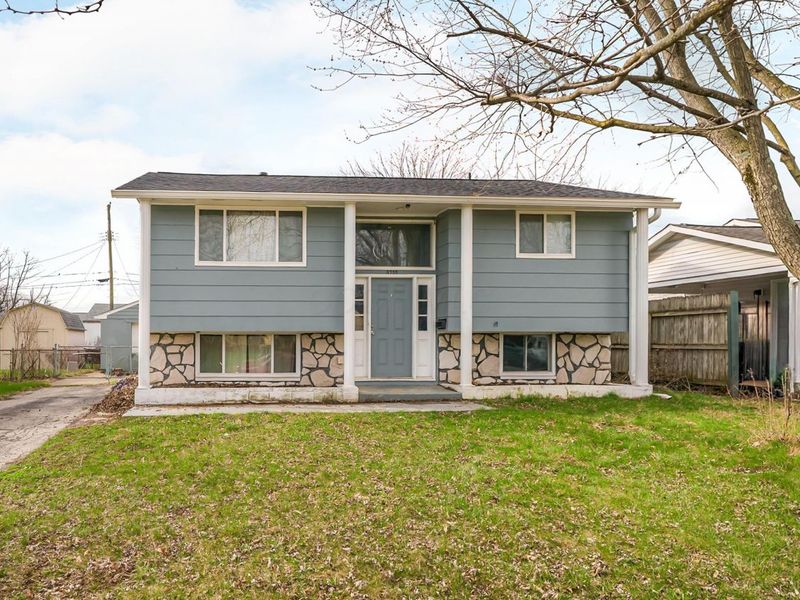 3755 Lynward Road , Columbus, OH 43228 Photo 2