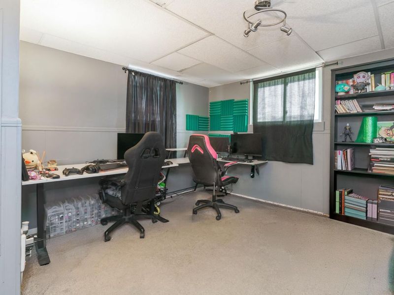 3755 Lynward Road , Columbus, OH 43228 Photo 25