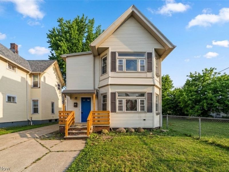 2723 Marvin Avenue, Cleveland, OH 44109 Photo 2