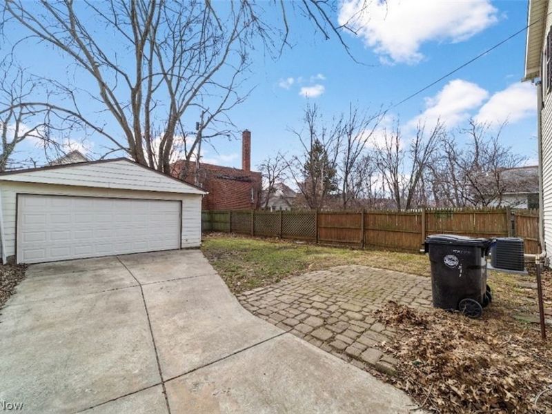 2723 Marvin Avenue, Cleveland, OH 44109 Photo 4