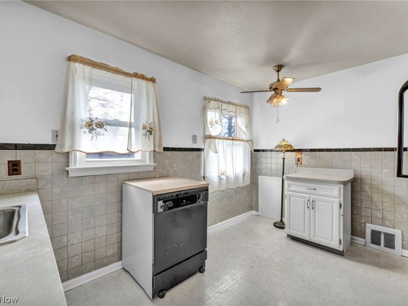 4157 W 157th Street, Cleveland, OH 44135 Photo 13