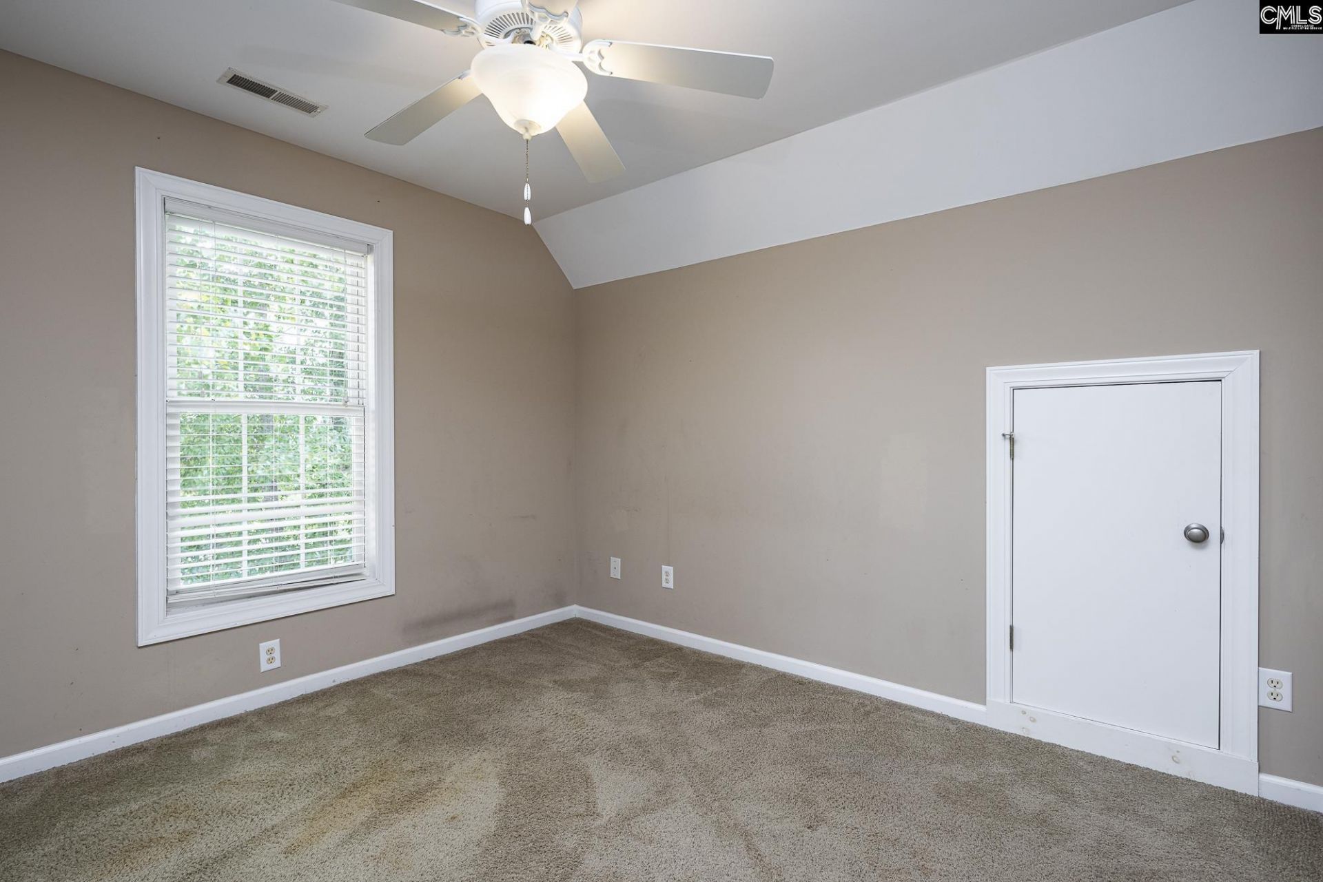 151 Long Iron Court Photo 16