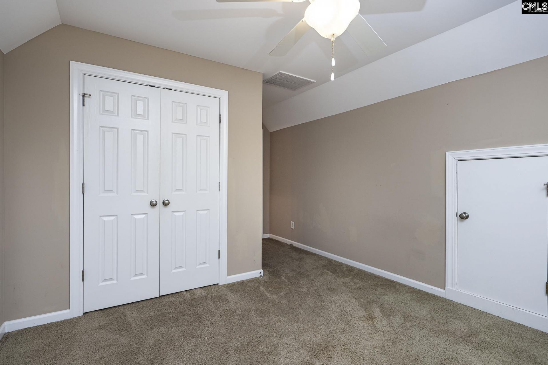 151 Long Iron Court Photo 17