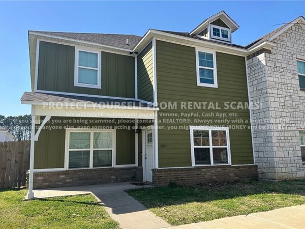 1285 N Corsica Drive, Fayetteville, AR 72704