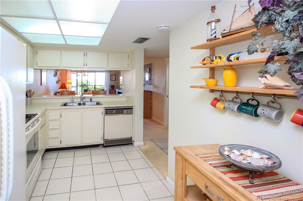 4620 NE Sandpebble Trace, Unit 104, Stuart, FL 34996 Photo