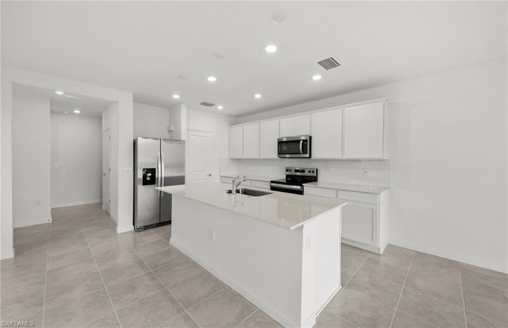 1562 Lake Jessup Cir, Cape Coral, FL 33909 Photo