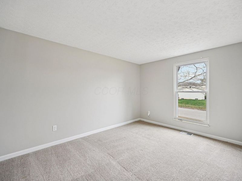 6193 Central Park Drive, Columbus, OH 43231 Photo 13