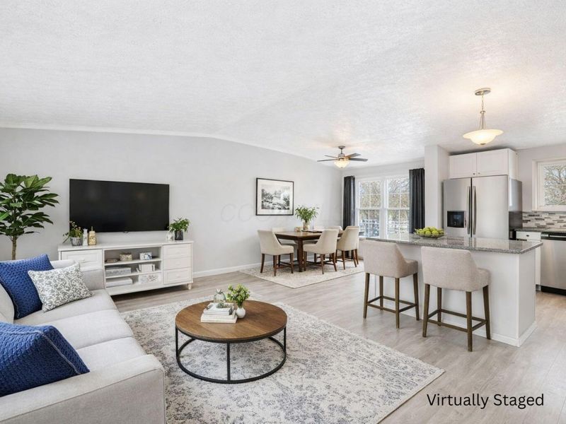 6193 Central Park Drive, Columbus, OH 43231 Photo 2