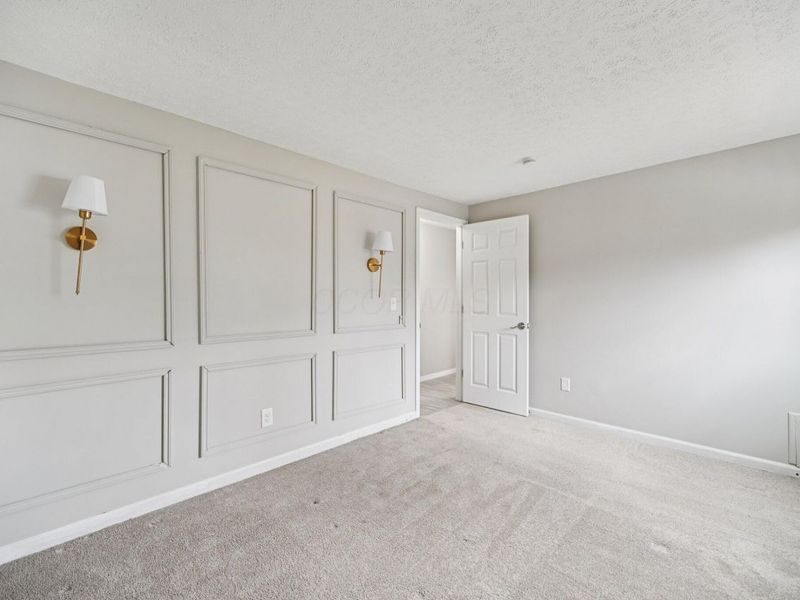 6193 Central Park Drive, Columbus, OH 43231 Photo 8