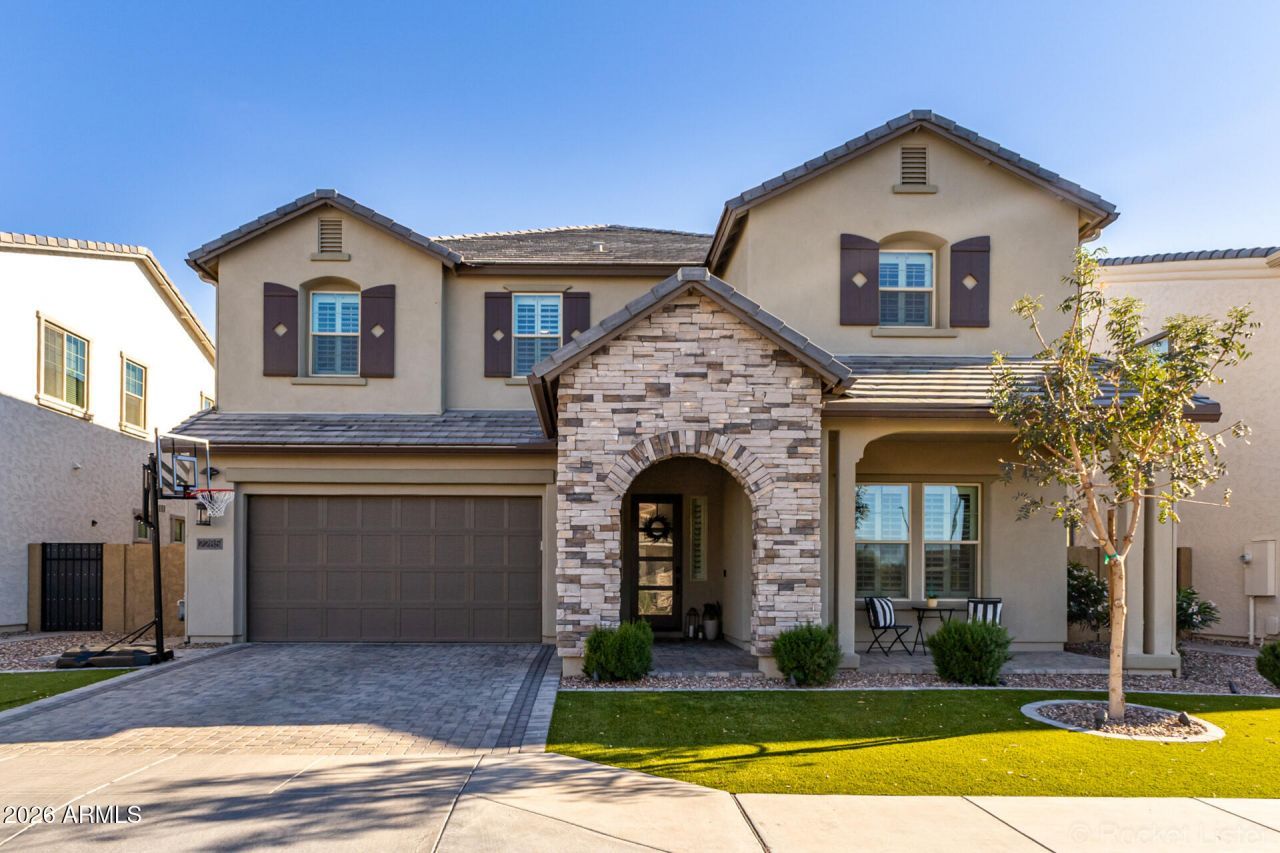 2285 E Athena Avenue, Gilbert, AZ 85297 Main Photo