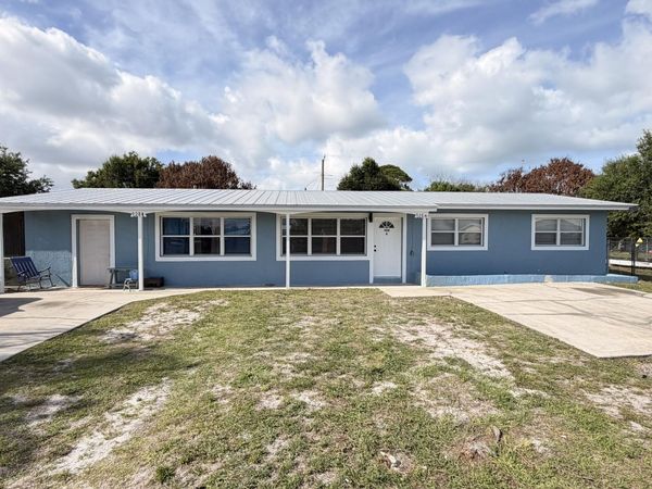 928 Fra-mar Place, Fort Pierce, FL 34982