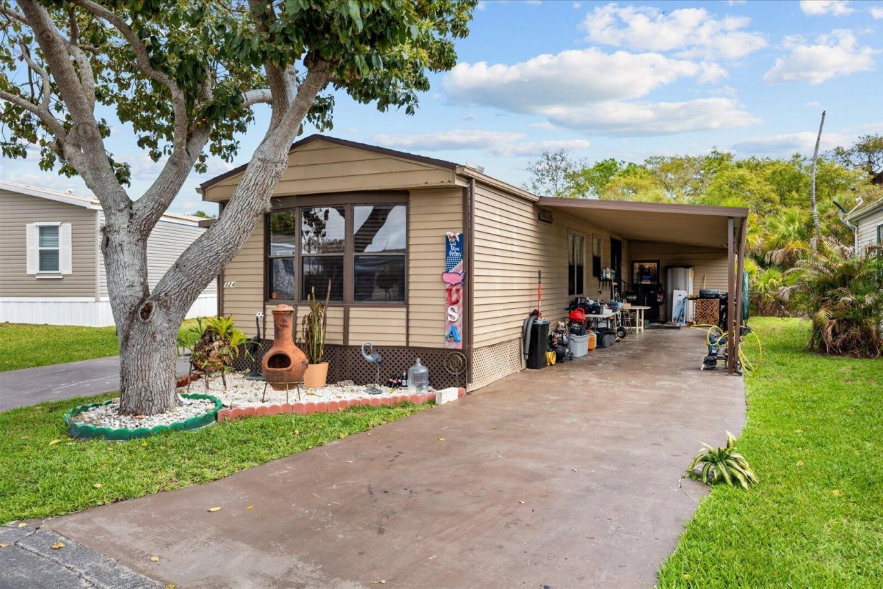 324 Mockingbird Avenue, Fort Pierce, FL 34982 Photo