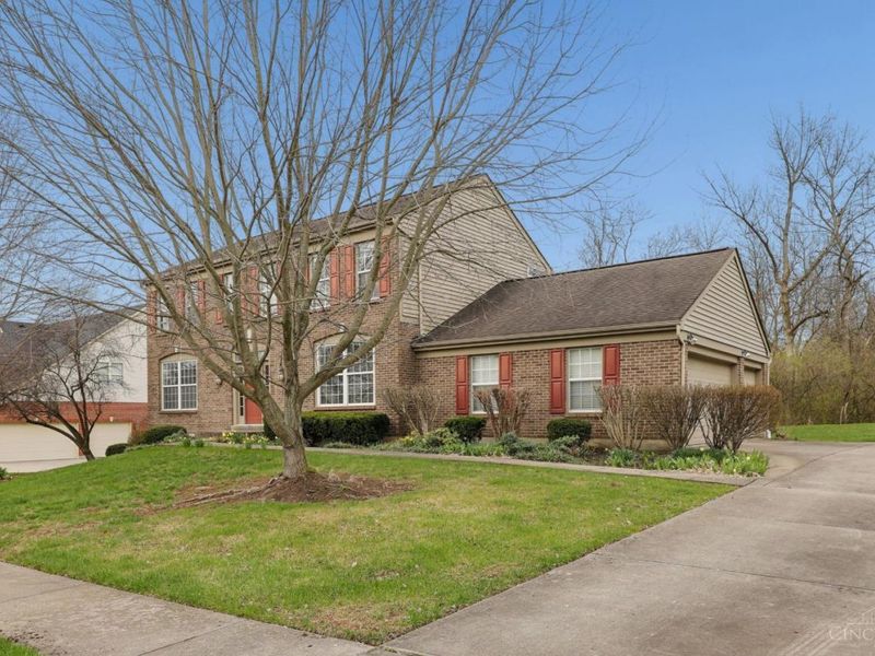 7611 Tylers Hill Court, West Chester, OH 45069 Photo 1