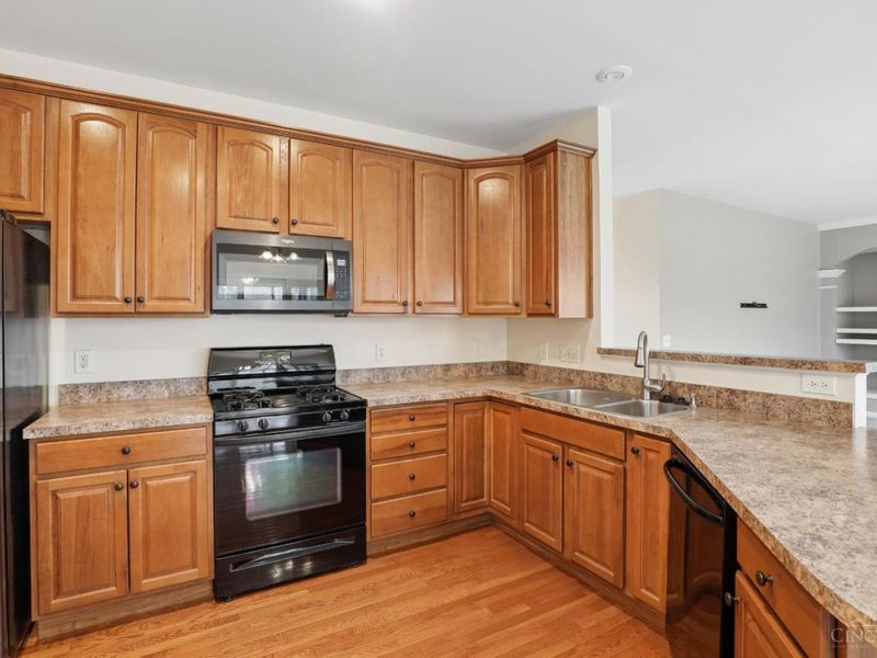 7611 Tylers Hill Court, West Chester, OH 45069 Photo 10