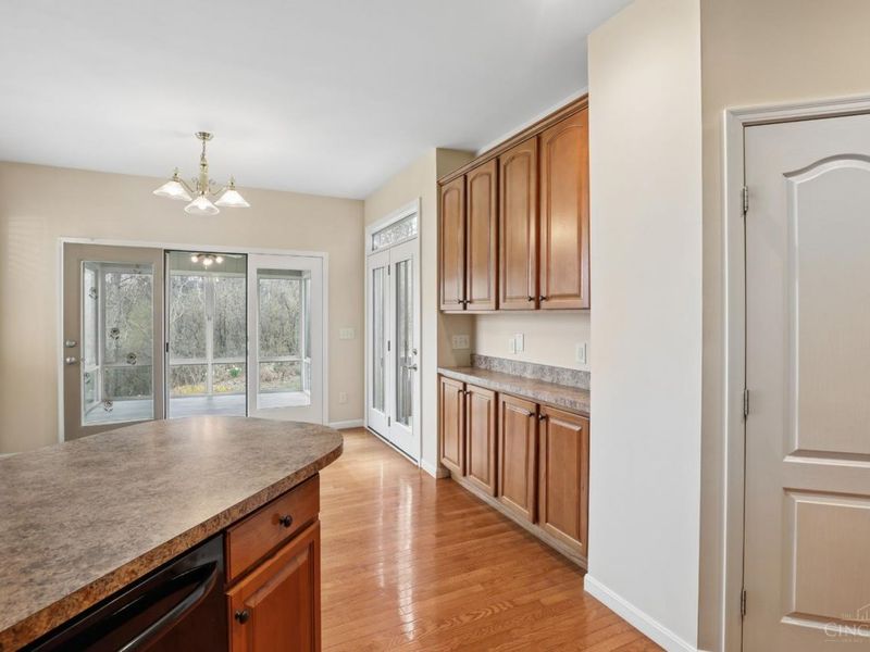 7611 Tylers Hill Court, West Chester, OH 45069 Photo 12