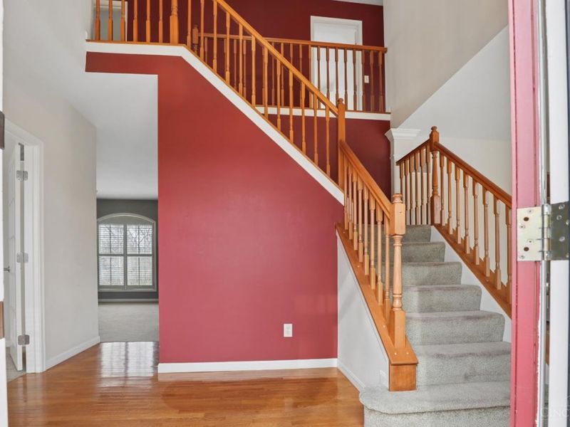 7611 Tylers Hill Court, West Chester, OH 45069 Photo 2