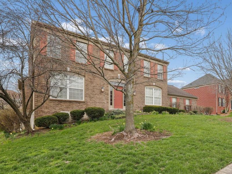 7611 Tylers Hill Court, West Chester, OH 45069 Photo 3