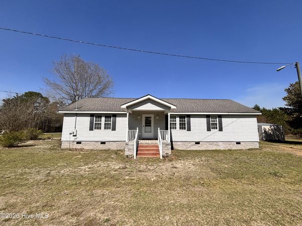 10335 Garland Highway , Clinton, NC 28328